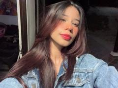 AlessandraGoldy - female webcam at xLoveCam