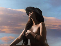 AlessandraMalory - female with brown hair and  big tits webcam at xLoveCam