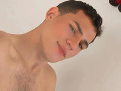 AlessandroMusk - male webcam at xLoveCam