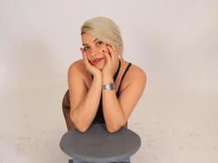 Anaiss69 - blond female with  big tits webcam at xLoveCam