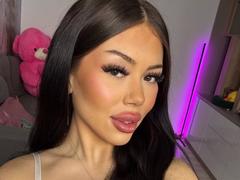 AlessiaNoire - female with black hair webcam at xLoveCam