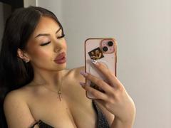 AlessiaNoire - female with black hair webcam at xLoveCam