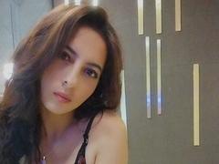 AlessiaRinaldii - female webcam at xLoveCam