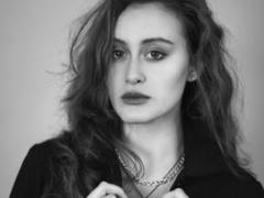 AlesyaDrons - female with  small tits webcam at xLoveCam