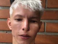 AlexAdam69 from xLoveCam