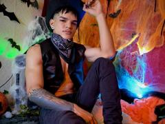 AlexBernal from xLoveCam