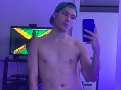 AlexBigs from xLoveCam