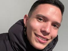 AlexLegendX - male webcam at xLoveCam