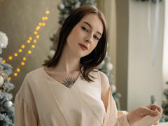 AlexLovely - female webcam at xLoveCam