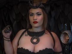 AlexaAblumm - female with black hair and  big tits webcam at xLoveCam