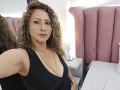 AlexaFireHot - blond female with  big tits webcam at xLoveCam