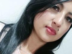 AlexaGrey69 - female with brown hair webcam at xLoveCam