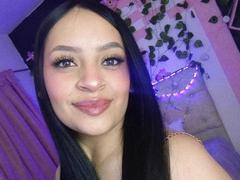 AlexaMiranda - female with black hair and  small tits webcam at xLoveCam