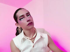 AlexaMissSx - shemale webcam at xLoveCam