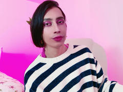 AlexaMissSx - shemale webcam at xLoveCam
