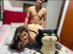 AlexandPipes - couple webcam at xLoveCam