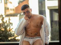 Alexander_Diazz - male webcam at StripChat