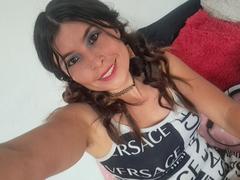 AlexandraSaenz69 - female webcam at xLoveCam