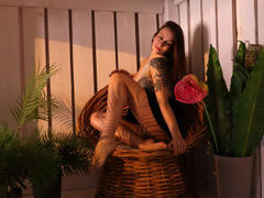 AlexiaBlour - female with brown hair and  small tits webcam at LiveJasmin