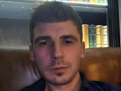 AlexxStar - male webcam at xLoveCam