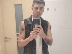 AlexxStar - male webcam at xLoveCam