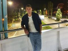 AlexxStar - male webcam at xLoveCam