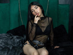 AliGreat - female webcam at xLoveCam