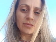 AliaAnita - female with  small tits webcam at xLoveCam