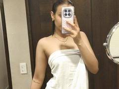 AliaahSky - female with red hair webcam at xLoveCam