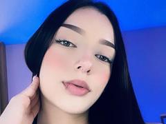 AliceBakerr - female with brown hair webcam at xLoveCam