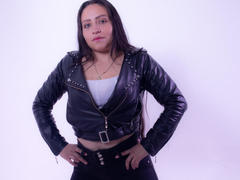 AliceBuitrago - female with brown hair webcam at LiveJasmin