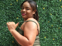 AliceBooty - female with black hair and  small tits webcam at xLoveCam