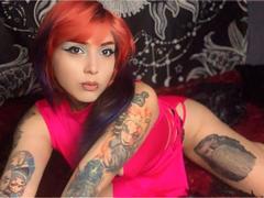 AliceCalloway - blond female webcam at xLoveCam