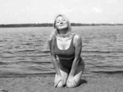 AliceCatLady - blond female webcam at LiveJasmin