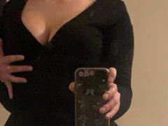 AliceIneLove - female with brown hair and  small tits webcam at xLoveCam