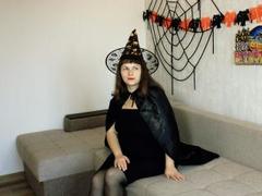 AliceInks - female with brown hair and  big tits webcam at xLoveCam