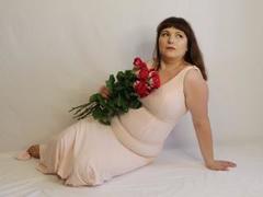 AliceInks - female with brown hair and  big tits webcam at xLoveCam