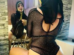 AliceKayleigh - female with red hair webcam at xLoveCam