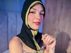 AliceKayleigh - female with red hair webcam at xLoveCam