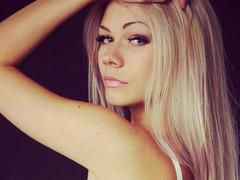 AliceGoldd - blond female with  big tits webcam at LiveJasmin