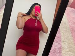 AliceMillerlu - female with black hair webcam at xLoveCam