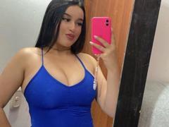 AliceMillerlu from xLoveCam