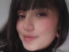 AliceMorely - female with black hair webcam at LiveJasmin