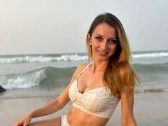 AliceRelax - female webcam at xLoveCam