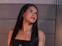 AliceRider from xLoveCam