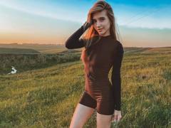 AliceWaiss - female with brown hair and  small tits webcam at LiveJasmin