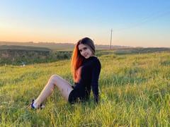 AliceWaiss - female with brown hair and  small tits webcam at LiveJasmin
