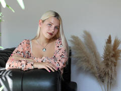 AliceGrasie from LiveJasmin