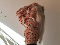 AliceGrasie - blond female with  big tits webcam at LiveJasmin