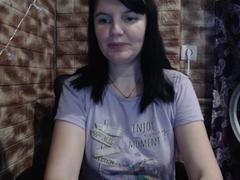 AlicexB - female with black hair and  small tits webcam at xLoveCam